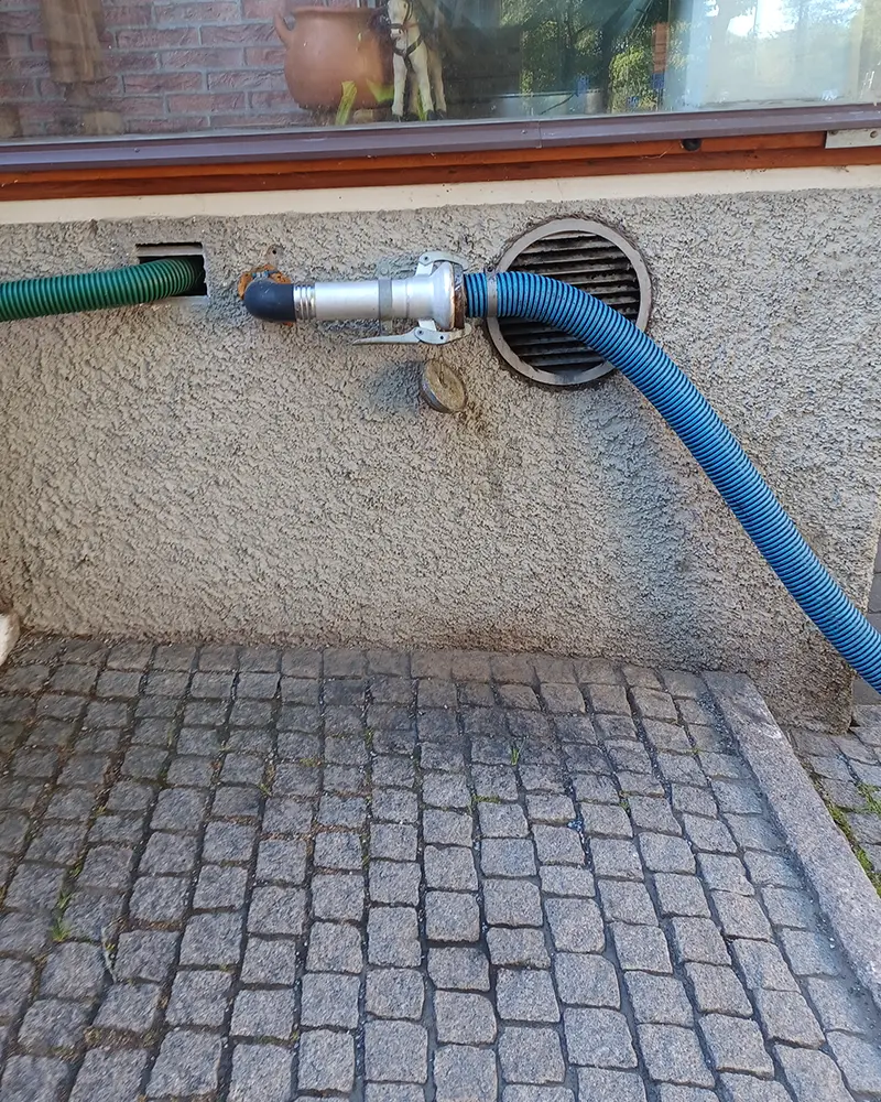 3Tums koppling med sugslang för fett